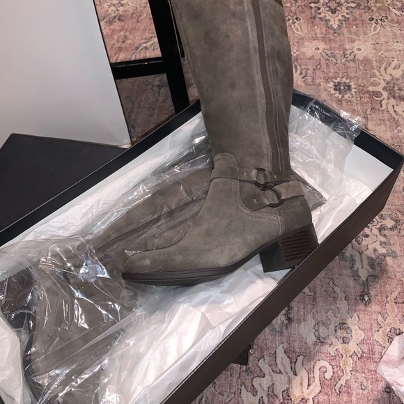 Amazing boots..work or play this is the boot! new never worn🥲wide calf - Picture 4 of 6